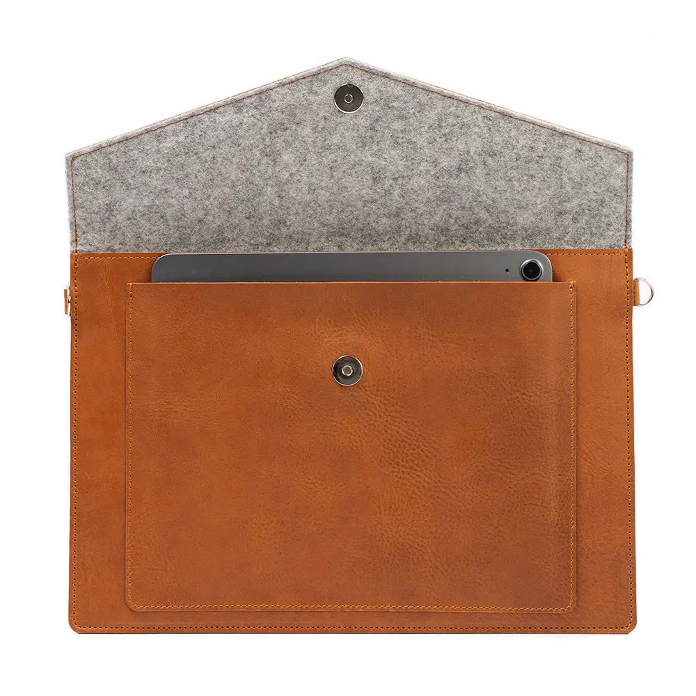 Leather Bag for MacBook with a pocket for iPad - Image 2