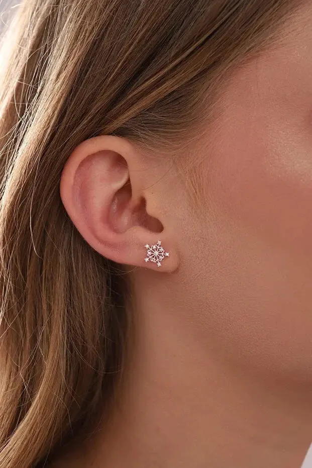 925 Sterling Silver Snowflake Earrings with Zircon Stones for Women