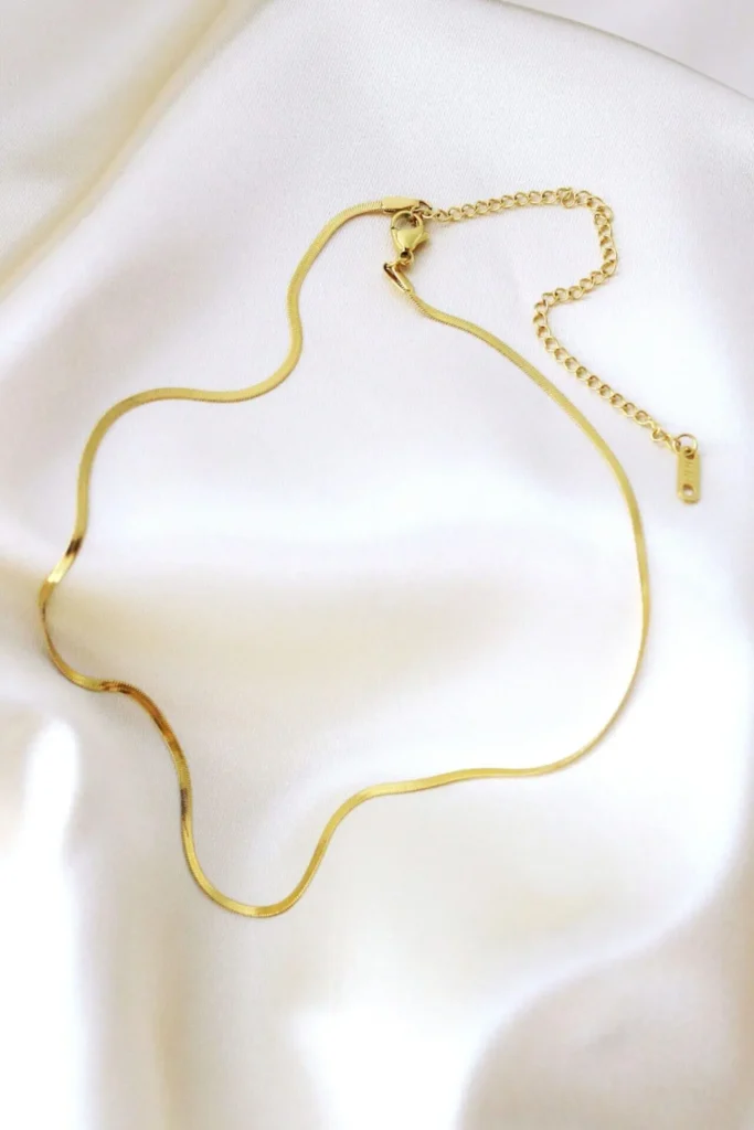 18K Flat Chain Choker