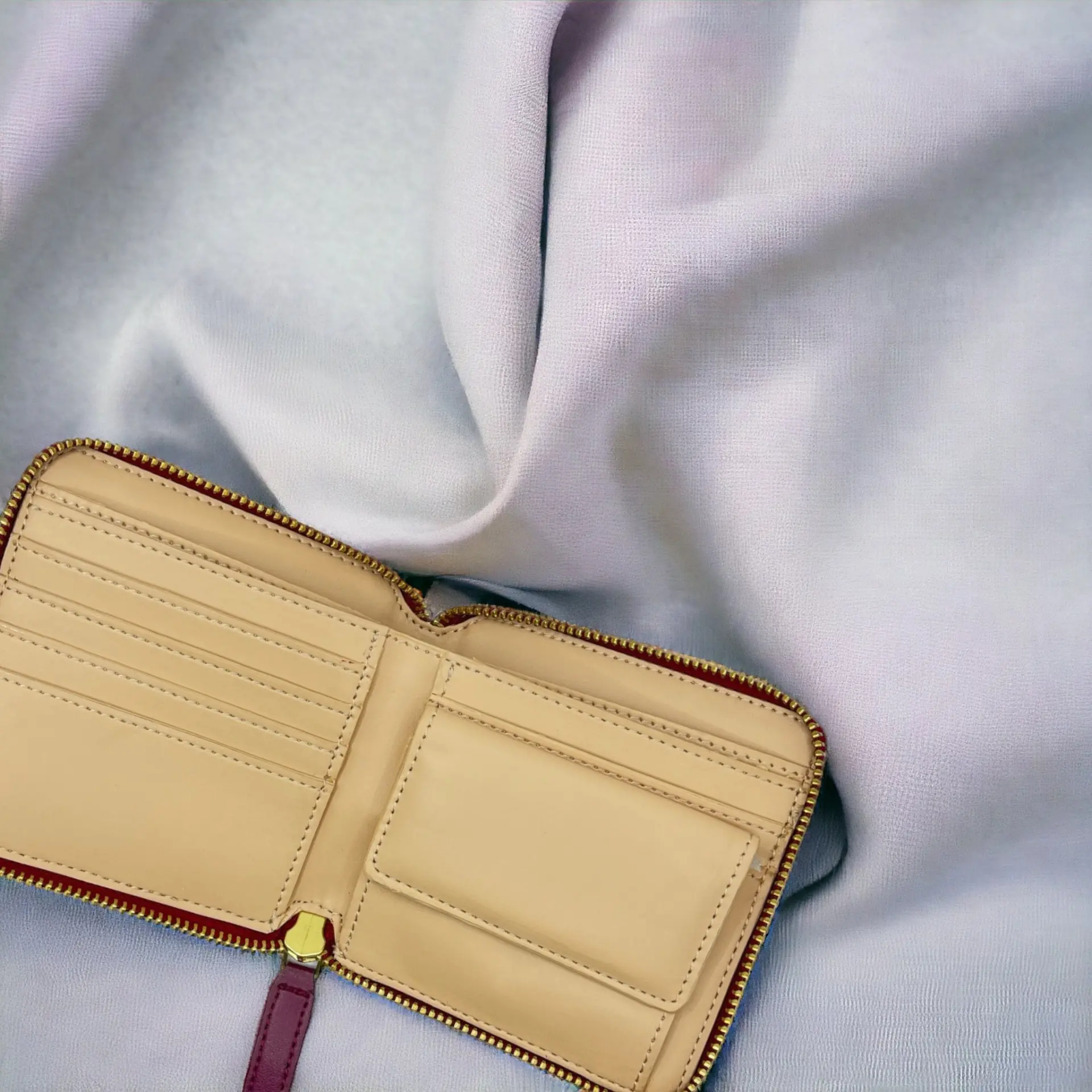 Kivik | Apple Leather Small Zip Wallet - Image 14