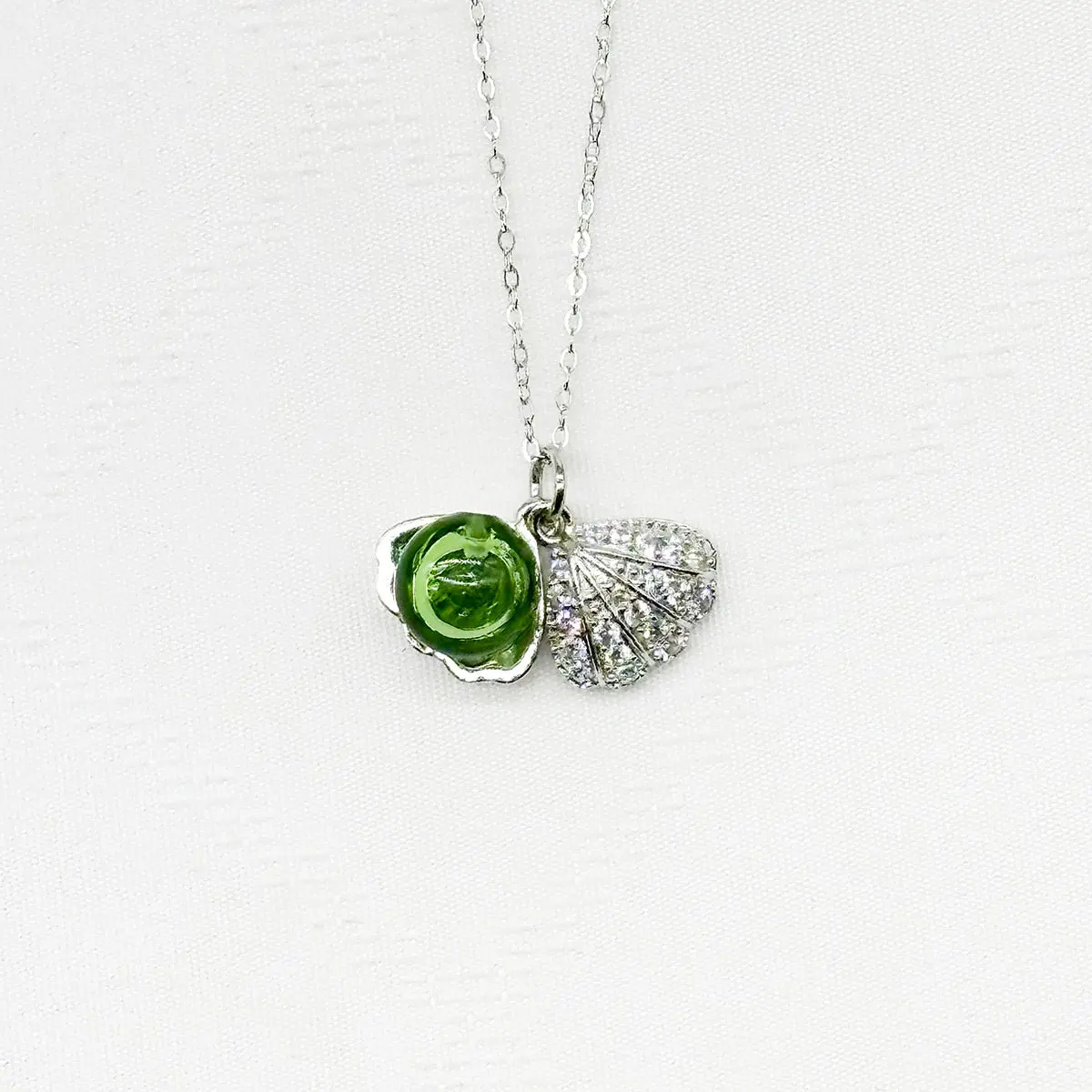 Diamond Shell Murano Aroma Necklace - Electric Lime | Energy & Healing | Diffuse on the go | Sterling Silver Gift - Image 4