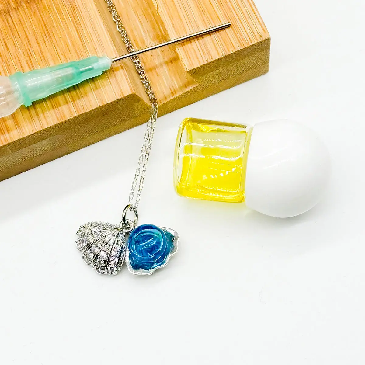 Diamond Shell Murano Aroma Necklace - Aqua Blue | Energy & Healing | Diffuse on the go | Sterling Silver Gift - Image 5